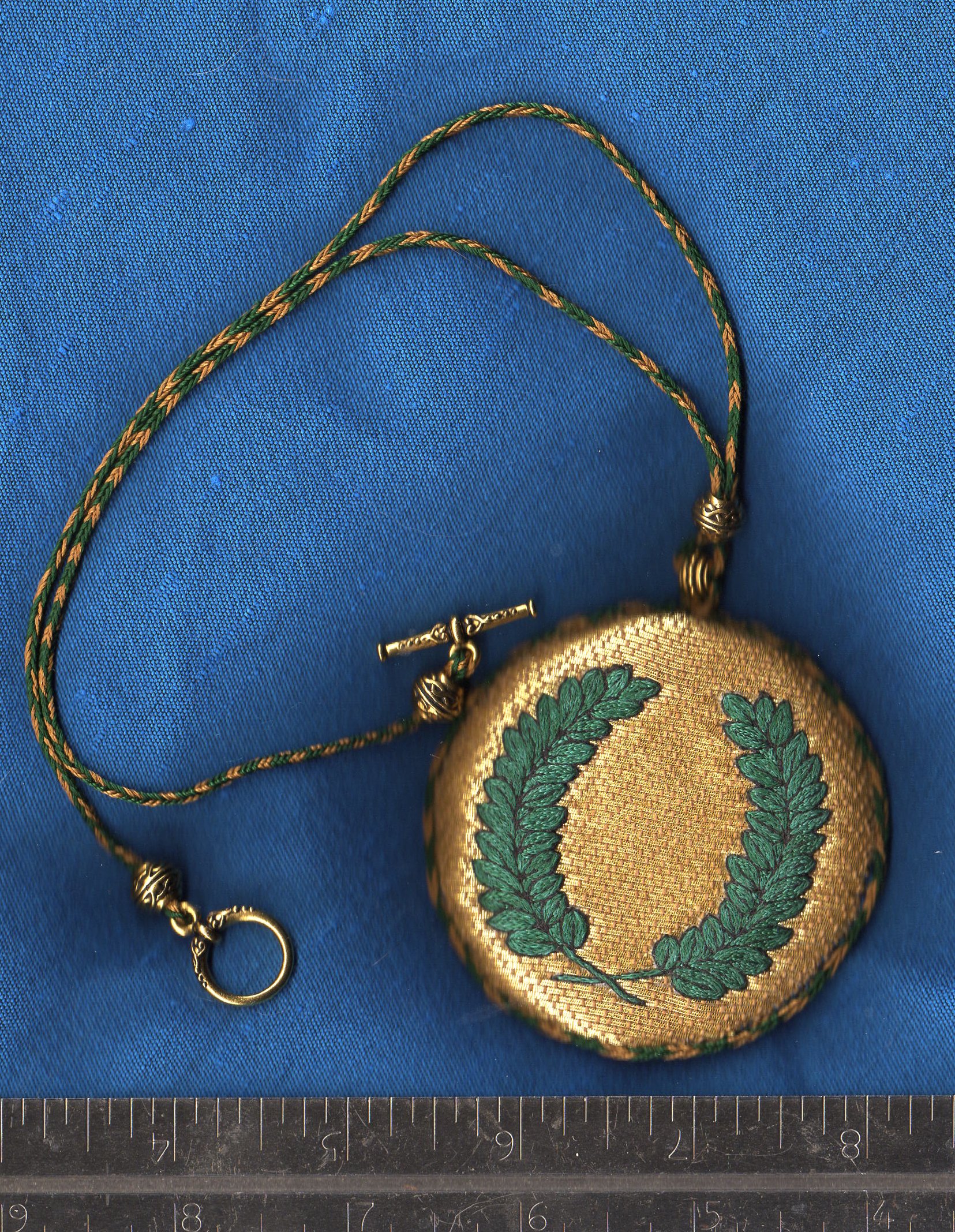 Laurel Medallion